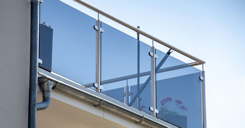 Guarda-corpo de vidro em Rio Branco